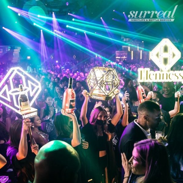 zouk-nightclub-bottle-service