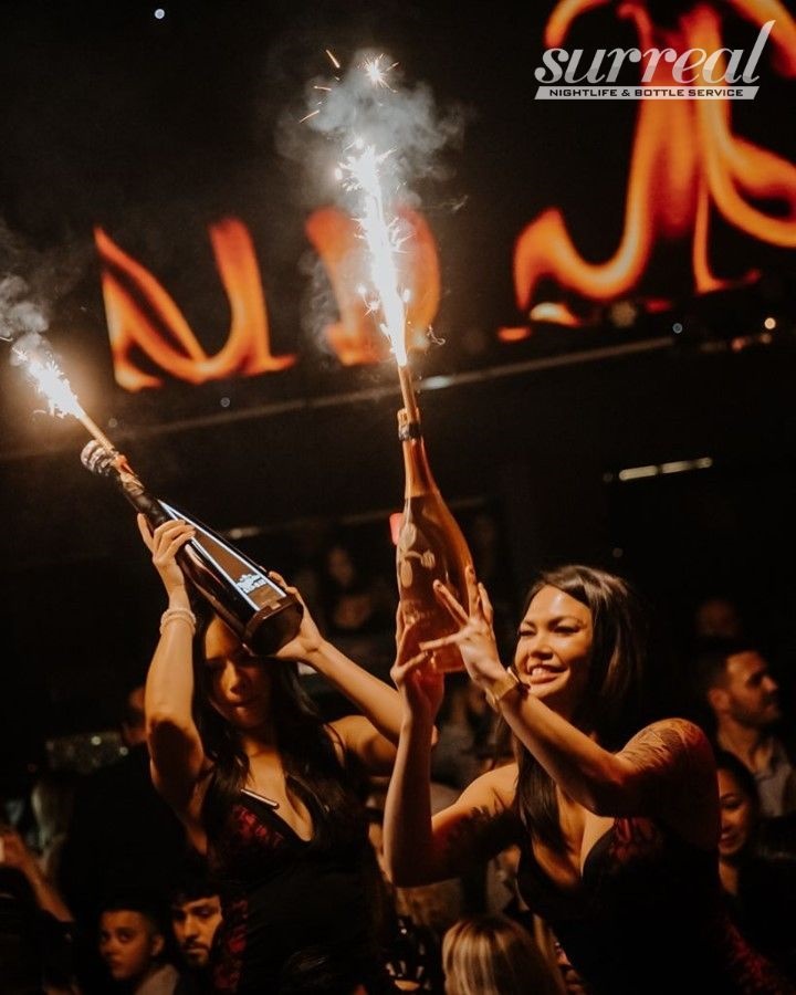 vegas-bottle-presentation